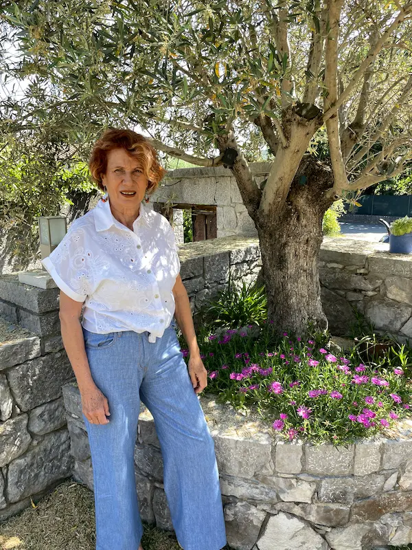 Jeannette, votre hôte de la chambre d'hôtes "Escapade à 2" à Ruoms en Sud Ardèche